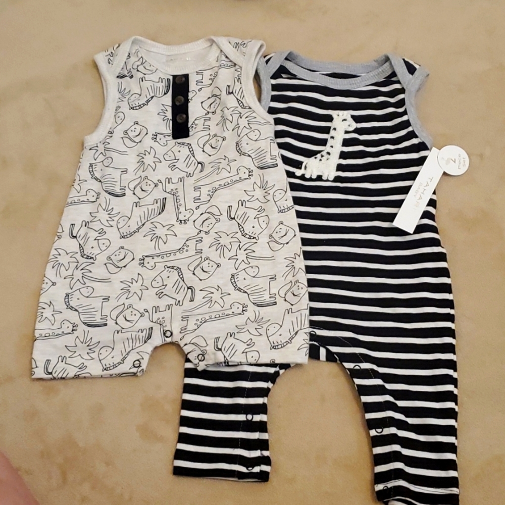 Tahari Baby 2 piece Outfit